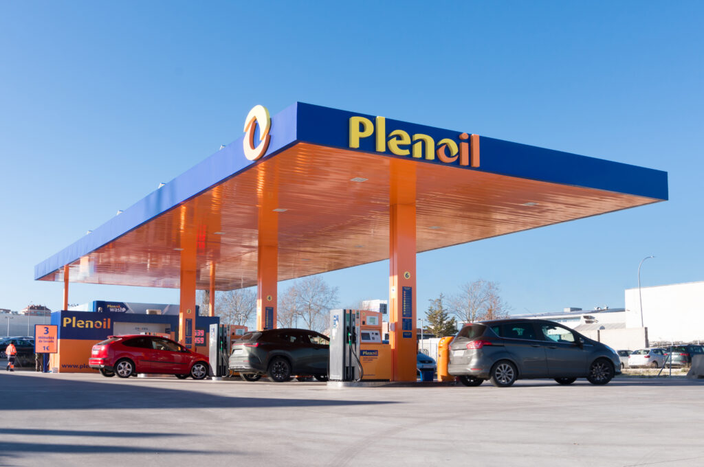 Postos 'low cost' da Plenoil chegam a Portugal