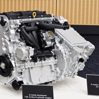 Novo motor híbrido da Toyota promete consumir menos e ocupar menos espaço